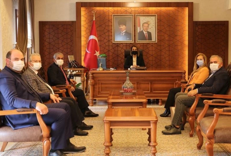 KAPTİD yönetimi Vali Becel’i ziyaret etti
