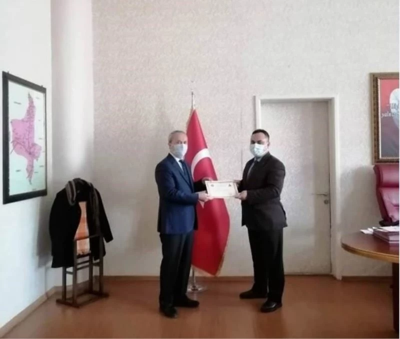 Kaymakam Halim’den Nüfus Müdürlüğü personeline ödül
