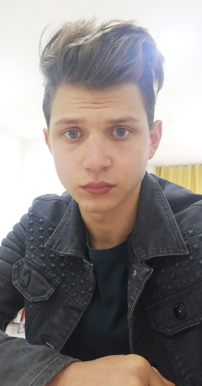 Sosyal medyada gezindiği için babasının kızdığı gençten 3 gündür haber alınamıyor
