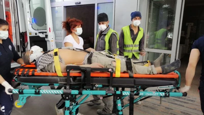 Limanda 3. Kattan düşen işçi yaralandı
