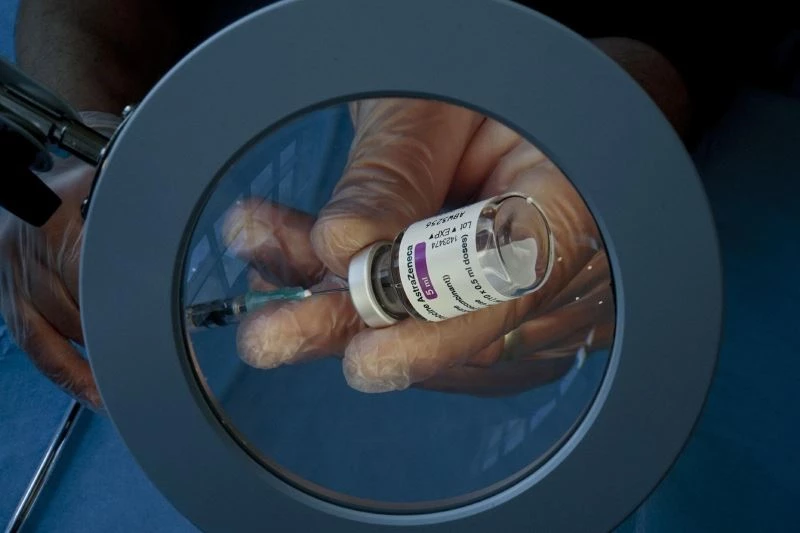 İtalya’da AstraZeneca aşısından 4 kişi hayatını kaybetti
