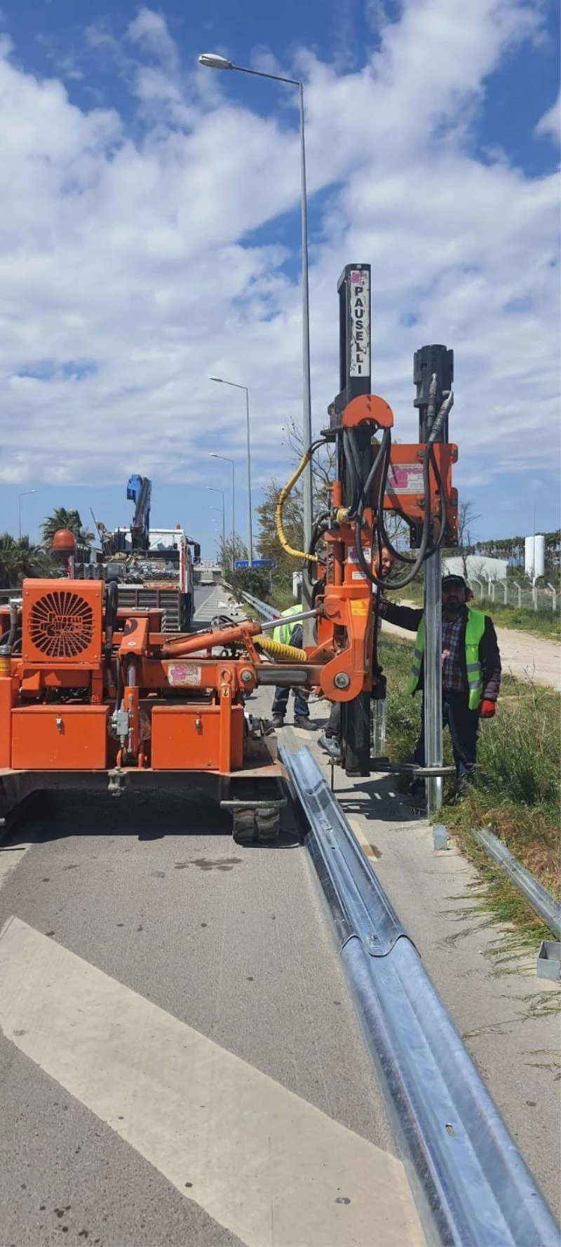 1 milyon 500 bin liralık oto korkuluk yenilemesi
