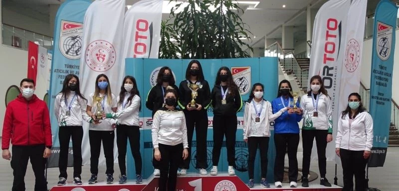 Manisalı atıcılar Türkiye Şampiyonu
