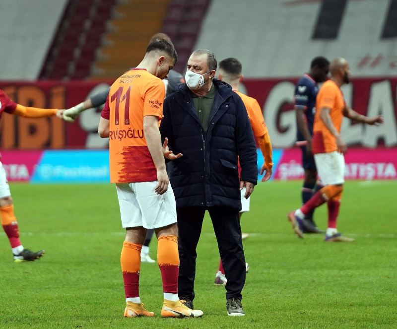 Göztepe maçında forma Halil Dervişoğlu’nda
