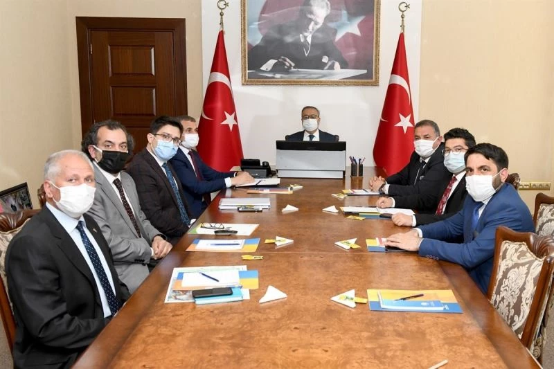 Gülnar Turizm Destinasyon Tanıtım Toplantısı Vali Su başkanlığında yapıldı
