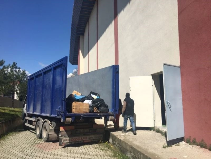 Geri dönüşüme 3 bin 740 kiloluk kağıt atık desteği
