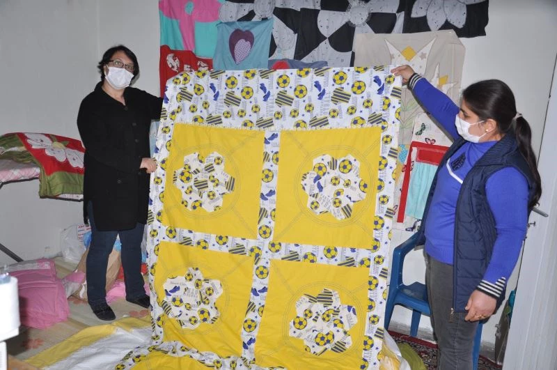 Kiraladıkları evi atölyeye çeviren kadınlar hem işçi hem patron oldu
