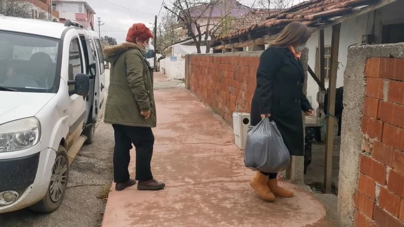 Kadın dayanışması ile ihtiyaç sahiplerine destek oluyorlar
