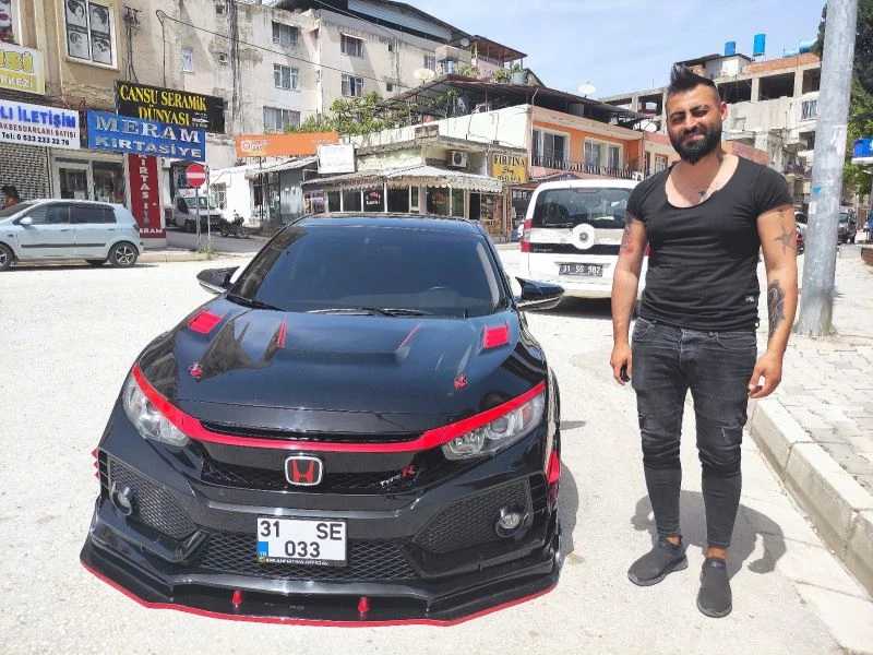 Saçlar gibi araçlara da şekil veriyor
