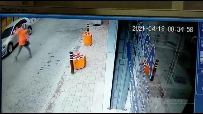 İş yerini böyle kundakladı
