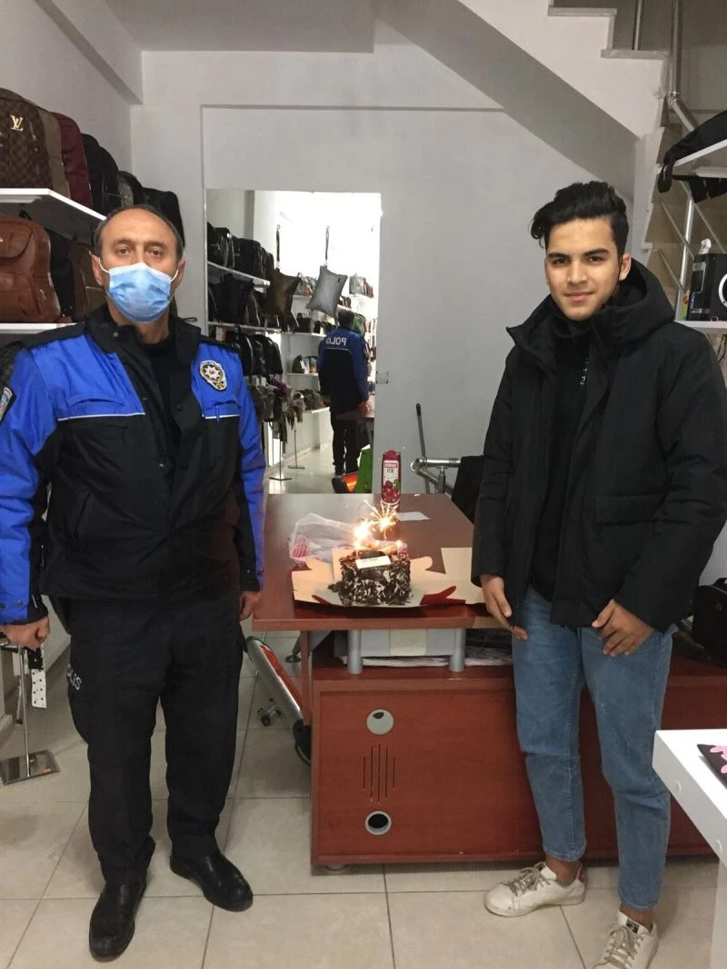 Polisler, meslektaşlarının talebini geri çevirmedi
