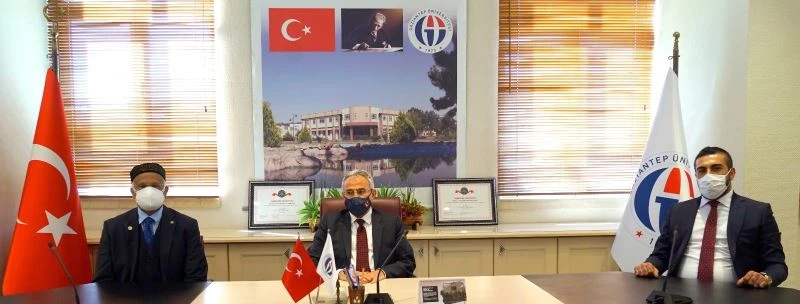 Büyükelçi’den Rektör Prof. Dr. Özaydın’a övgü
