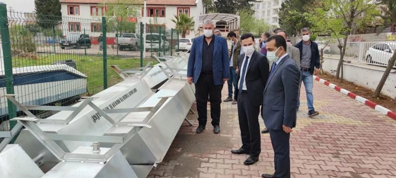 Kahta’da hayvan suluğu dağıtımı gerçekleştirildi
