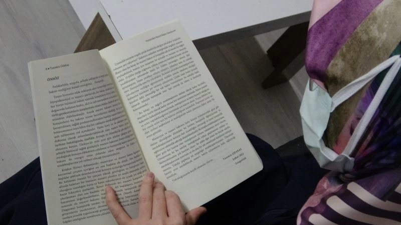 (Özel) Uzman hemşire, sağlık bakım sisteminde manevi bakımın önemini anlatan kitap yazdı
