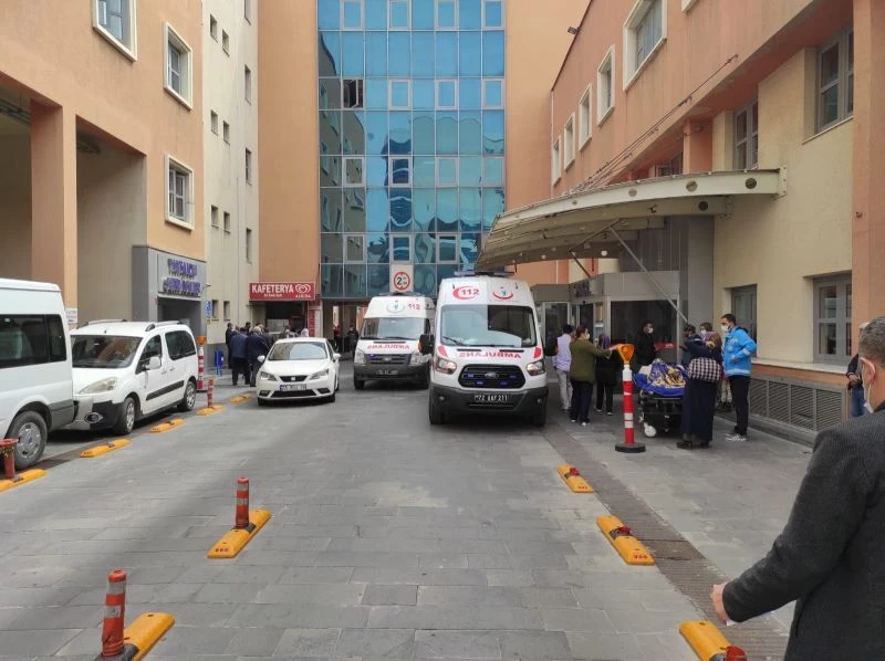 Batman’da sağlık çalışanlarına saldırı: Hemşirenin parmaklarını kırdılar
