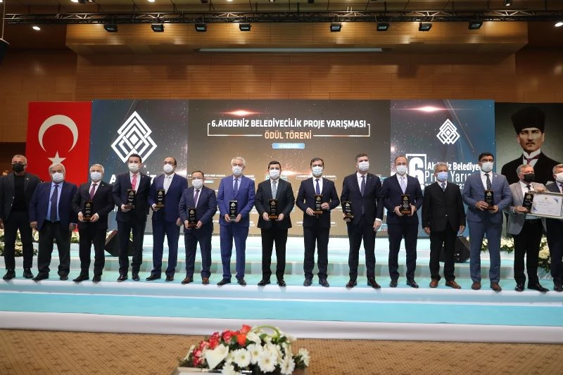 Burdur Belediyesi’ne Geleneksel Alyazma Kilim Projesi ödülü
