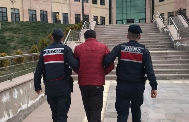 14 yıl hapis cezası ile aranan firari peribacaları içerisinde yakalandı
