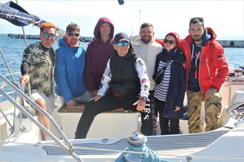 Seyahat kısıtlamasına rağmen sezonun ilk Rus turistleri Sinop’a geldi
