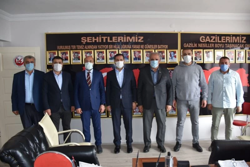 Başkan Geylani’den Şehit Aileleri Derneğine anlamlı ziyaret
