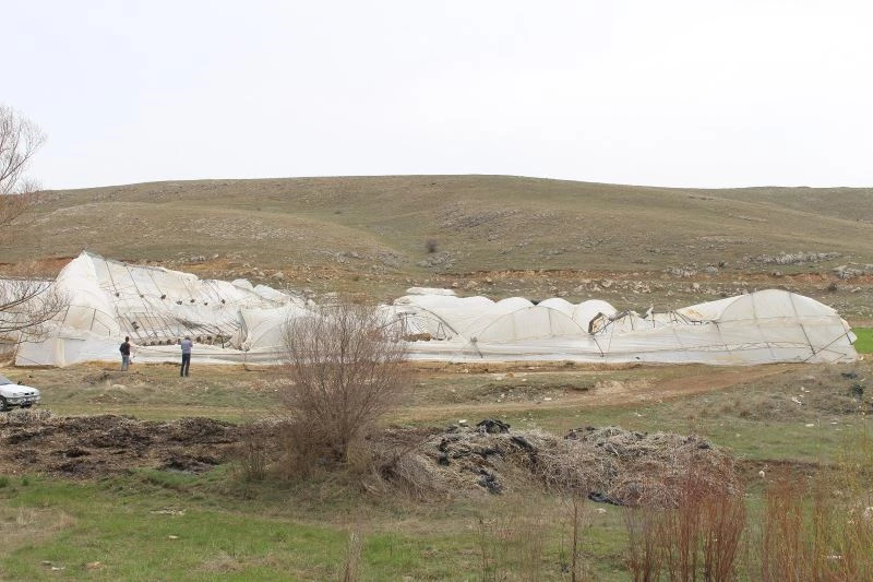 Kozağacı’nda zarar gören seralar onarılacak
