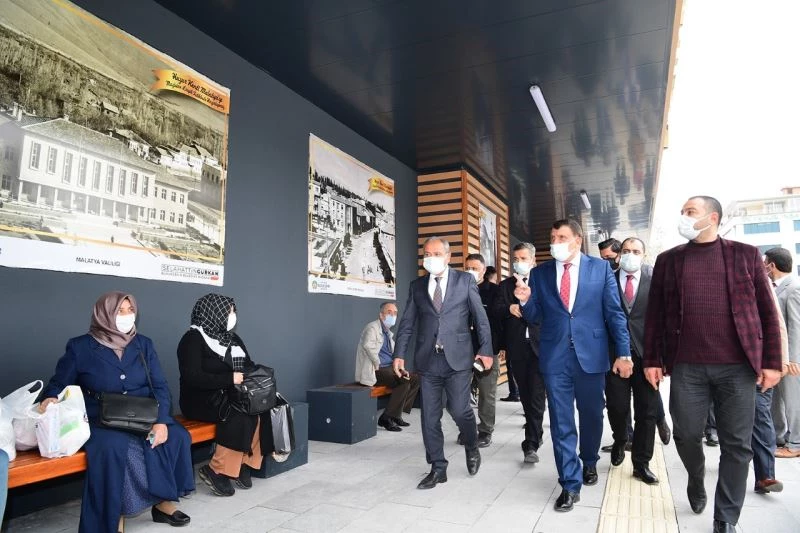 Çilesiz otobüs durağı yenilenerek hizmete sunuldu
