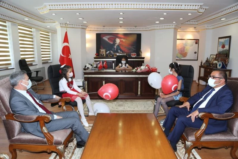 Küçük vali uyardı,