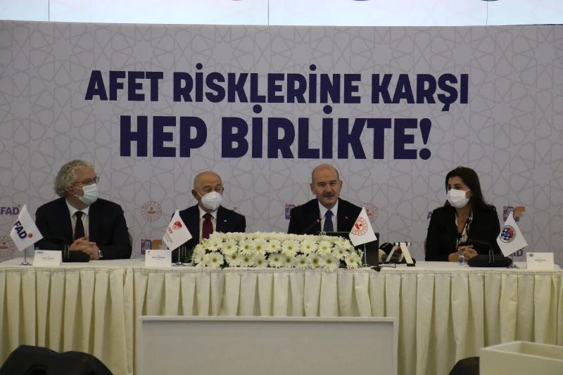 AFAD ile 14 spor branş federasyonu arasında “Afet Eğitim İşbirliği Protokolü” imzalandı
