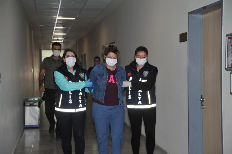 Kolombiyalı karı koca hırsızlık çetesi çökertildi
