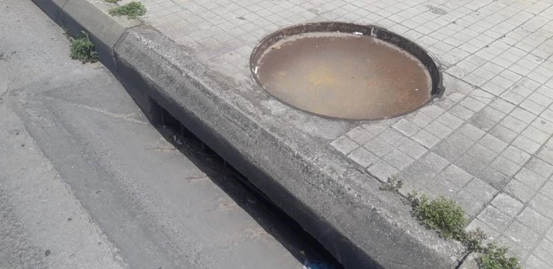 Lübnan’da ekonomik kriz derinleşiyor, rögar kapakları çalınıyor
