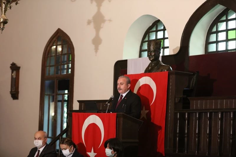 TBMM’nin açılışının 101’inci yıl dönümü dolayısıyla Birinci Mecliste tören düzenlendi
