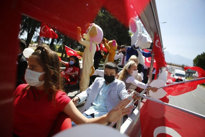 Büyükşehir’den mobil kortej ve konserli 23 Nisan coşkusu
