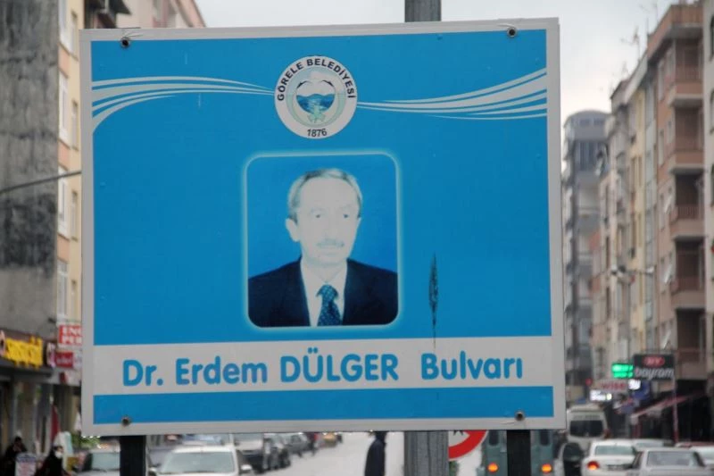 Bir ilçe doktoruna vefasını böyle gösteriyor
