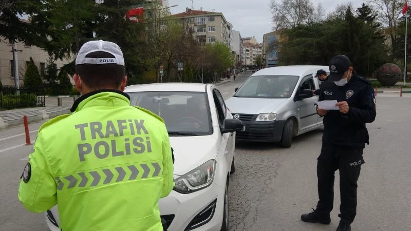 82 saatlik kısıtlamada ihlallere geçit yok
