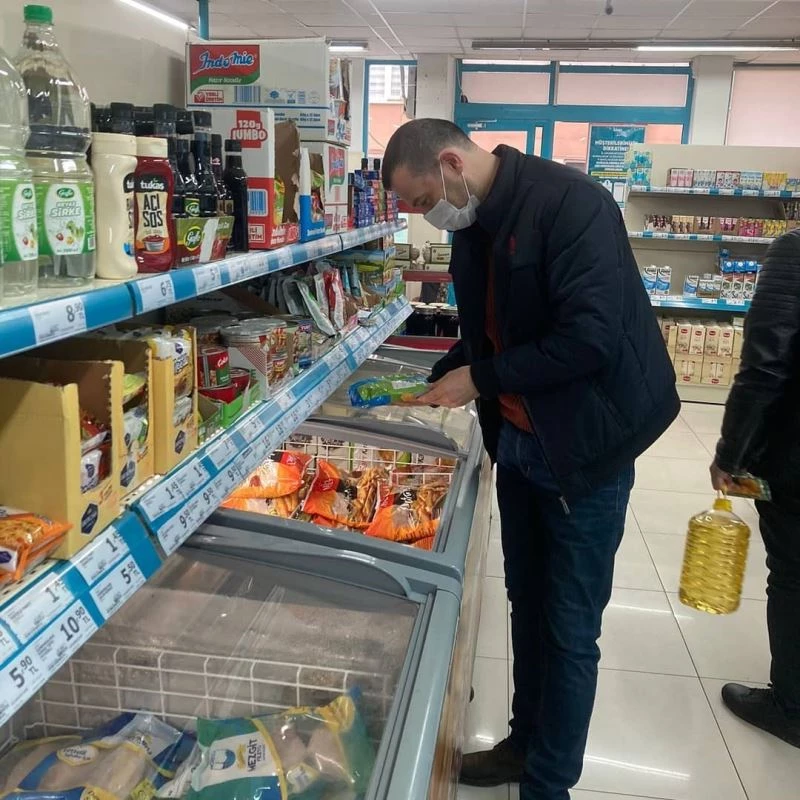 Sokağa çıkma yasağında toplu tüketim yerleri denetlendi
