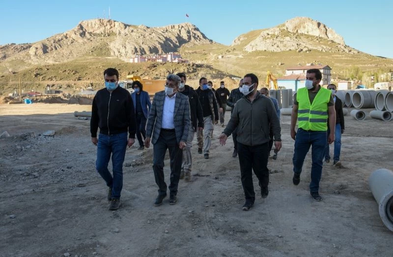 Vali Bilmez Fidanlık Parkı’nı inceledi
