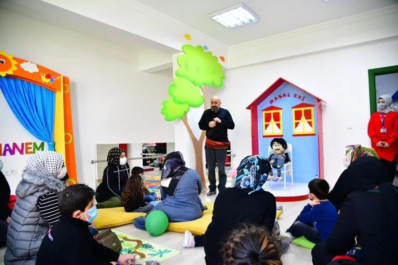 Mamak Belediyesi’nden meddah gösterisi
