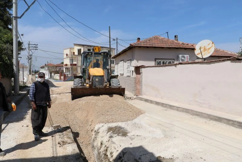 Başkan Ergün, İshakçelebi’ye verdiği sözü yerine getiriyor
