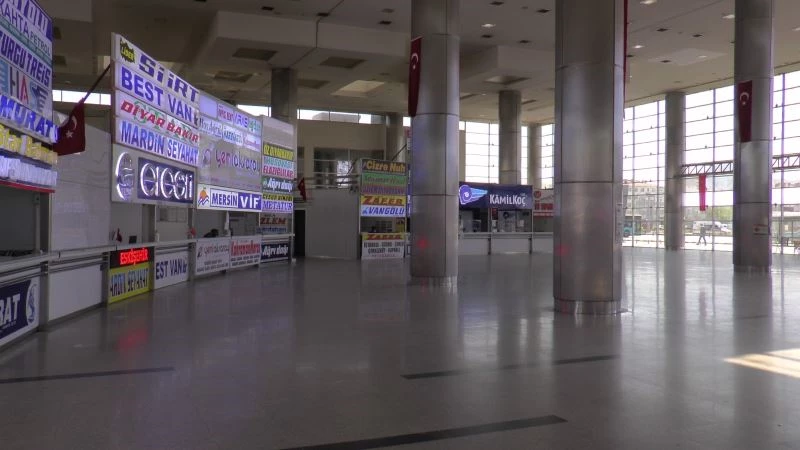 Şehirlerarası otobüsçü esnafı virüsün bitmesini istiyor
