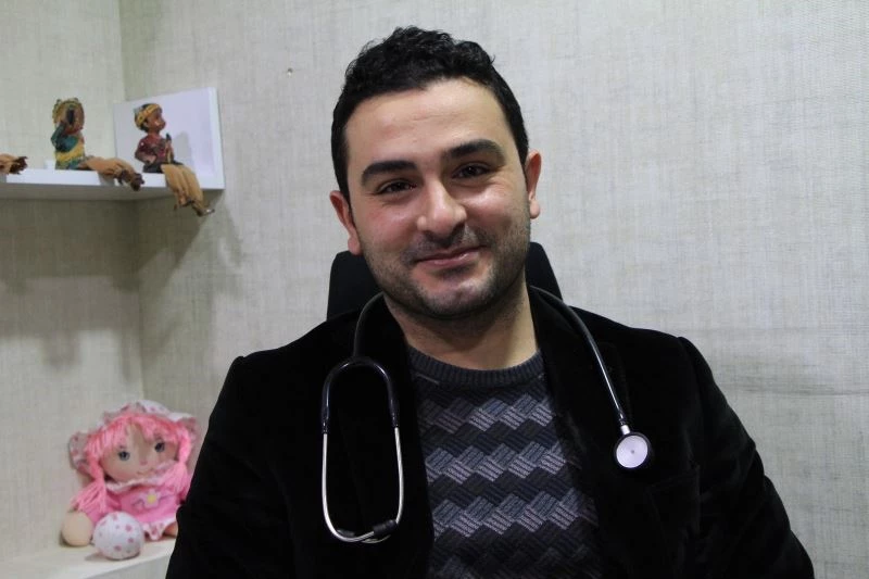 Bebeklerde çoklu gıda  ve süt alerjilerine dikkat
