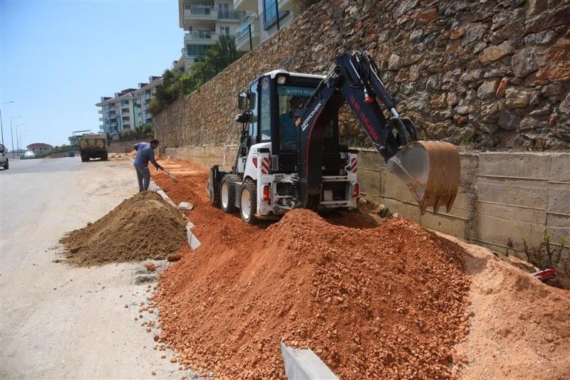 Hayri Doğan Caddesi yenileniyor
