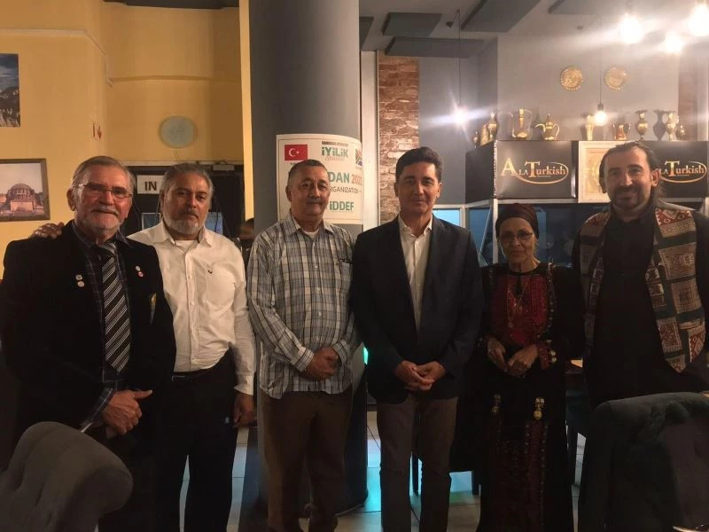 Türk hayırseverlerin yardımlarıyla Güney Afrika’da iftar sofraları oluşturuluyor
