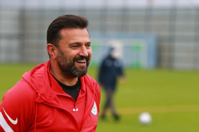 Bülent Uygun: “Alacağımız galibiyetler ile yeni sezonun planlamasını yapacağız”
