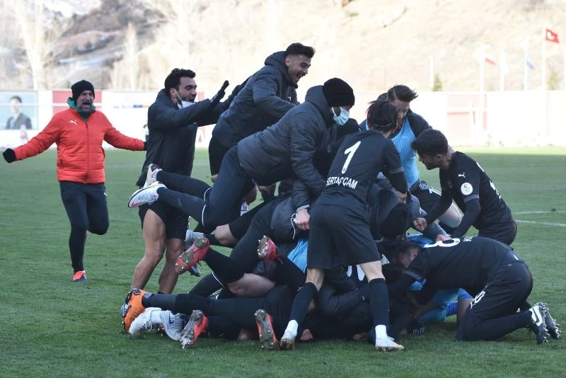 Şampiyon Manisa FK kupasına kavuşuyor
