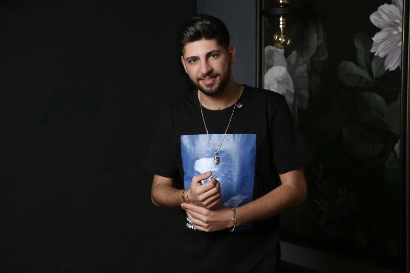 Berç Polat, Dj’lik mesleğinin inceliklerini anlattı
