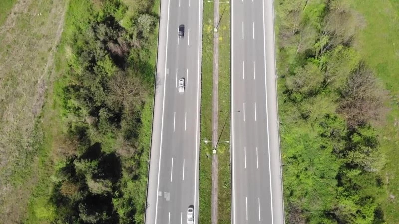 TEM otoyolunda akıcı yoğunluk
