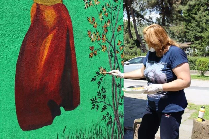 Halk oyunları emekçileri duvarlara resmedildi
