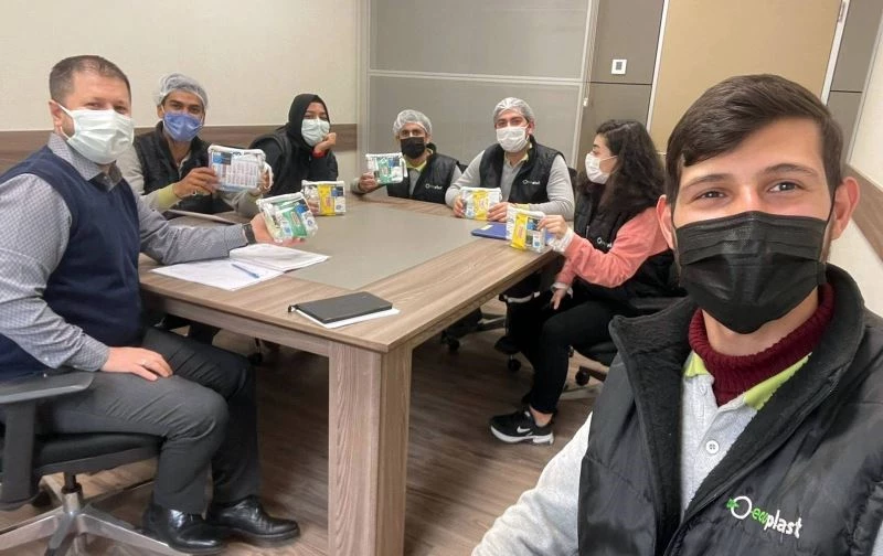 Naci Topçuoğlu MYO’dan öğrencilerine hijyen seti
