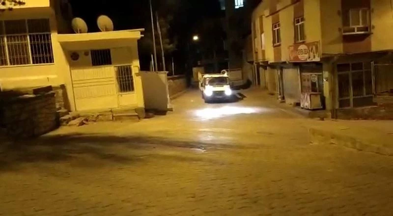 Ramazan’da ilahilerle vatandaşı sahura uyandırıyor
