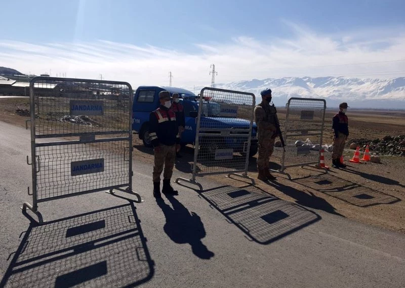 Erzincan’ın İliç ilçesinde 1 köy ve TOKİ konutları karantinaya alındı
