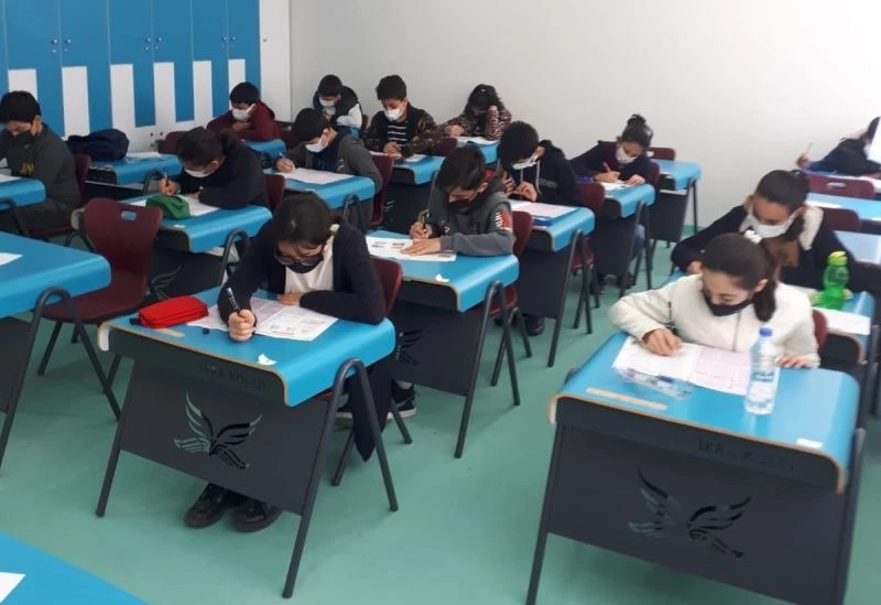 İkra Koleji bursluluk sınavı yaptı
